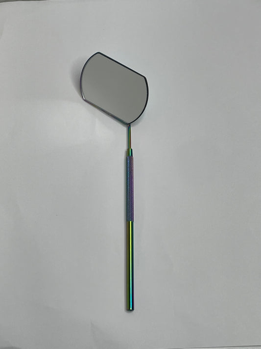 Lashing mirror